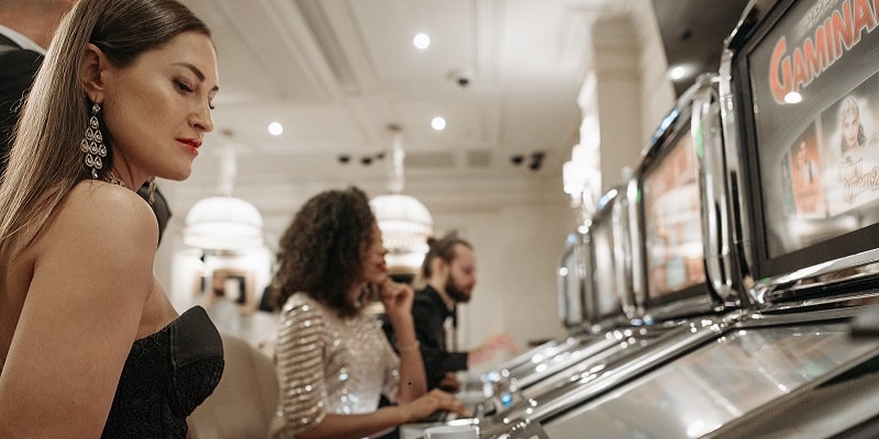 Land-based Casino Partnerships